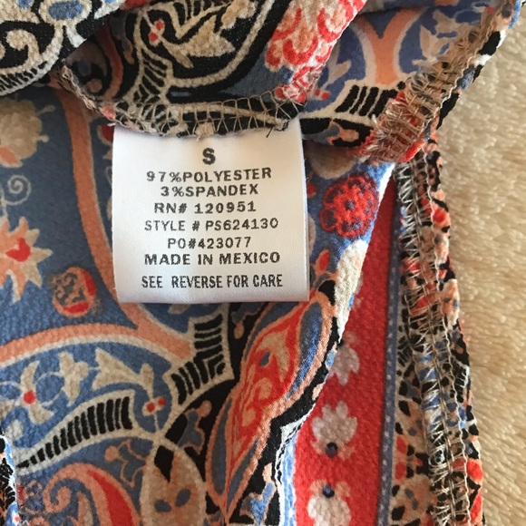 Pink Rose Multicolor Top - Size S - Picture 9 of 10